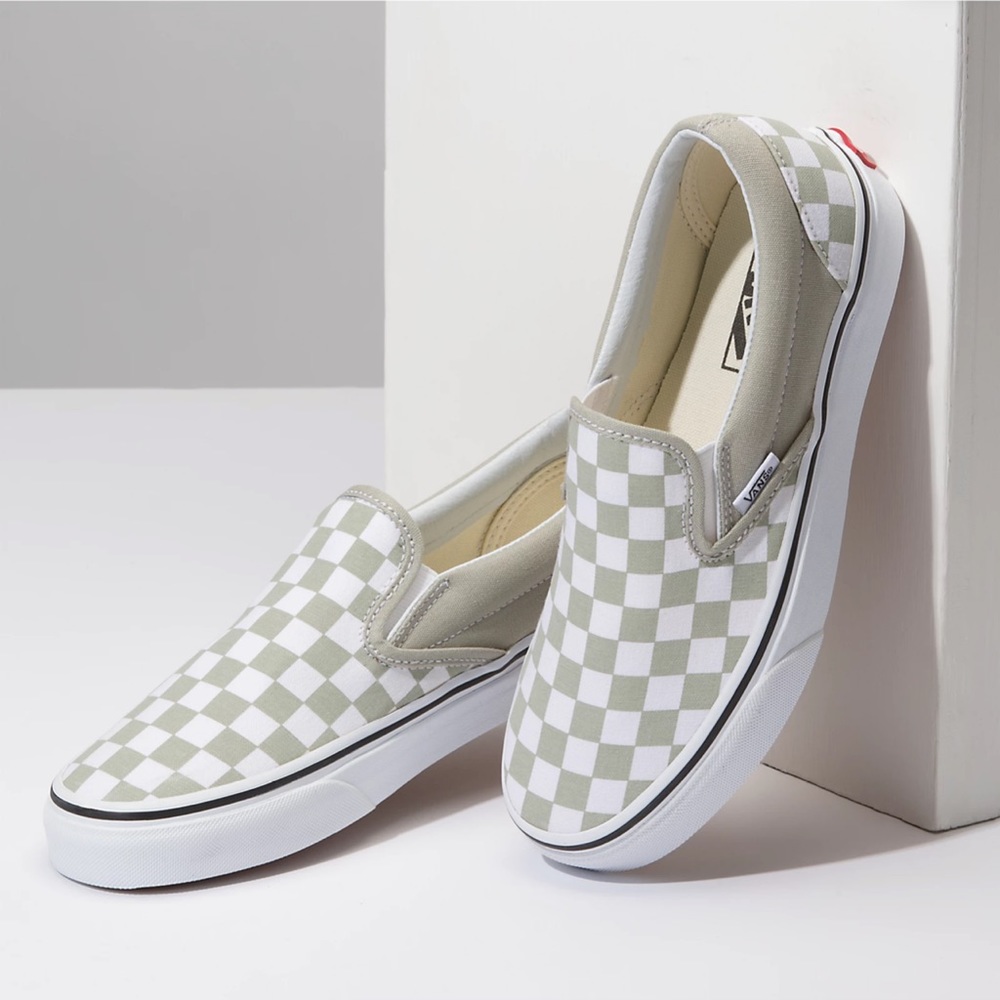 CLASSIC SLIP-ON SHOE